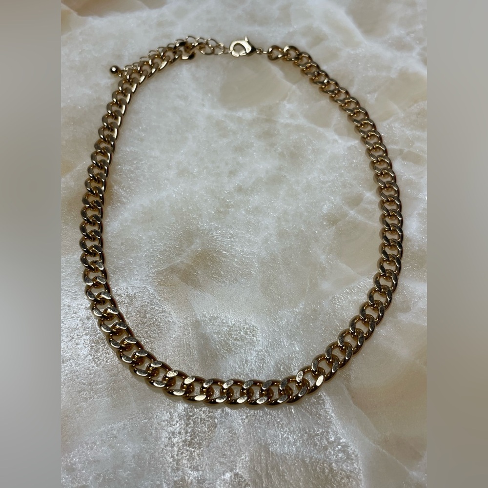 Classic Gold-Tone Chunky Chain Link Necklace – Adjustable 13” + 2” Extender new